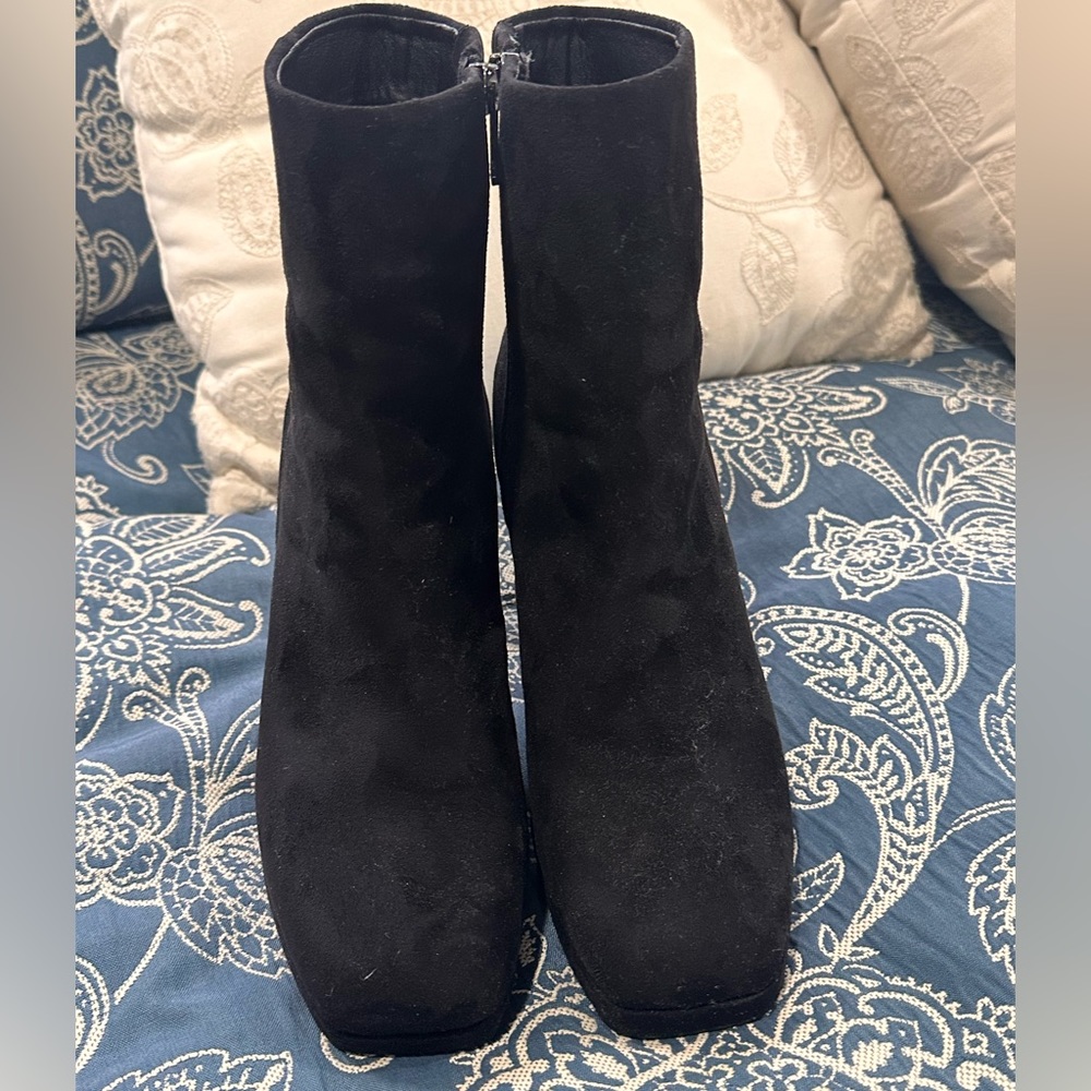 BLACK SWEDE BOOTIES - SIZE 9.5 - Picture 8 of 8